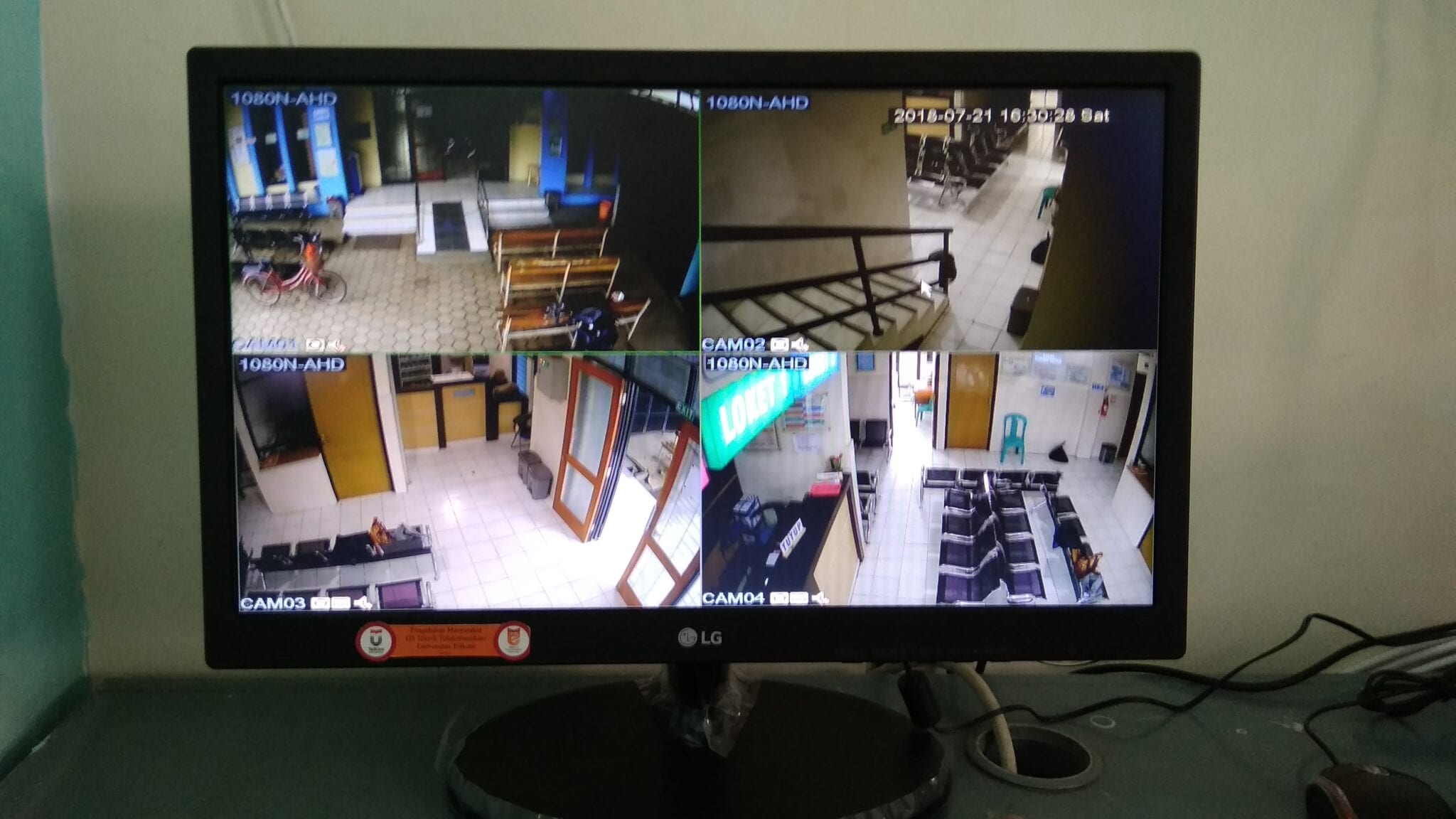 Pembangunan Sistem Keamanan di Puskesmas Bojongsoang menggunakan CCTV Pembangunan Sistem Keamanan di Puskesmas Bojongsoang menggunakan CCTV