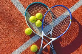 Permainan dan Olahraga Bola Kecil Tenis Lapangan