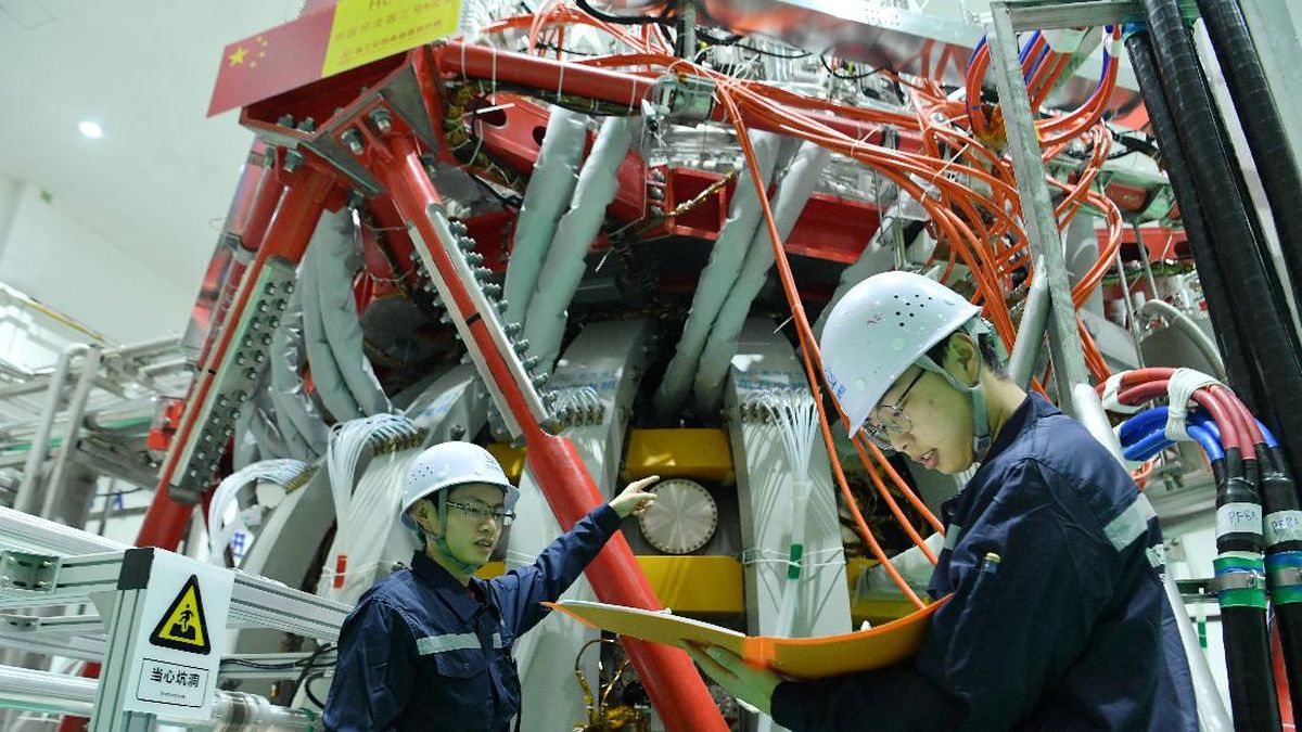 Matahari Buatan China: Menguak Ambisi Energi Fusi yang Revolusioner